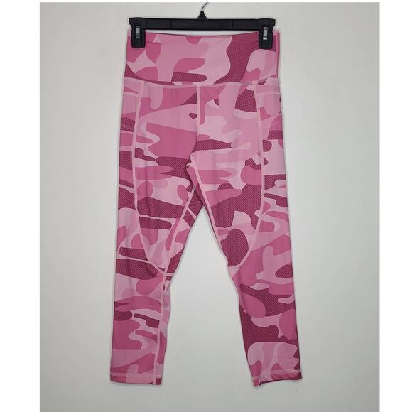 Zyia Active pink camo print capri leggings - 4 - Picture 1 of 6